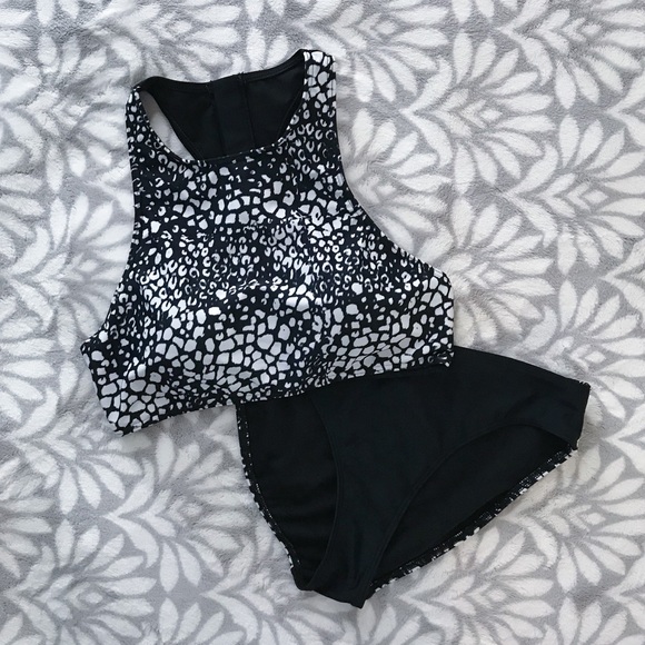 Racer back hi-cut bikini - Picture 1 of 7